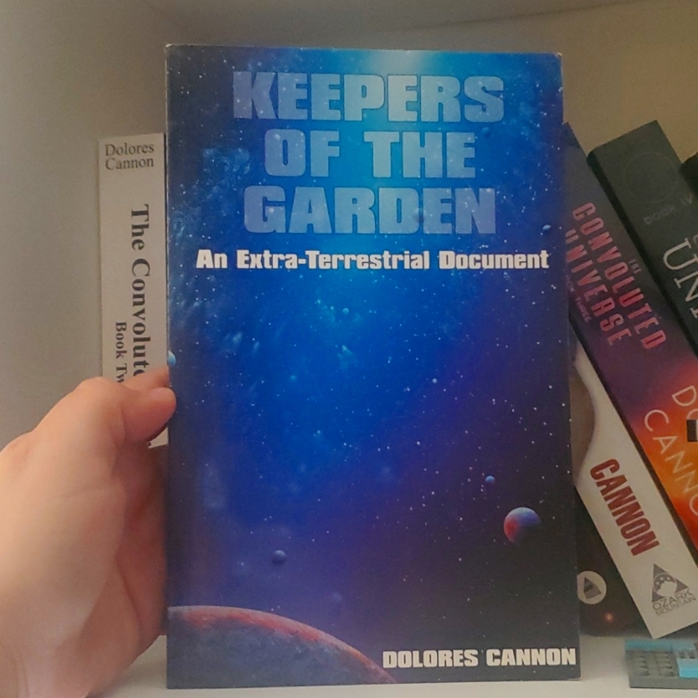 Dolores cannon signed book